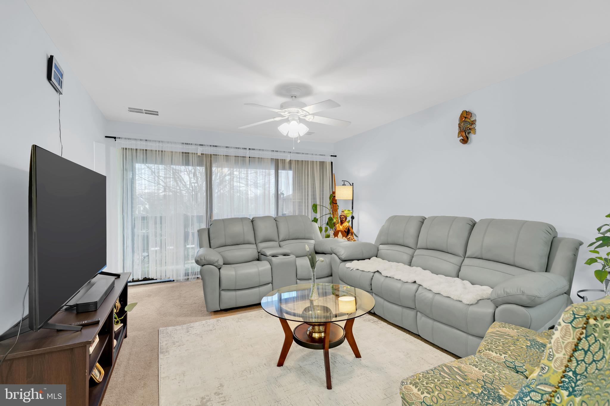 563 FLORIDA AVENUE 202