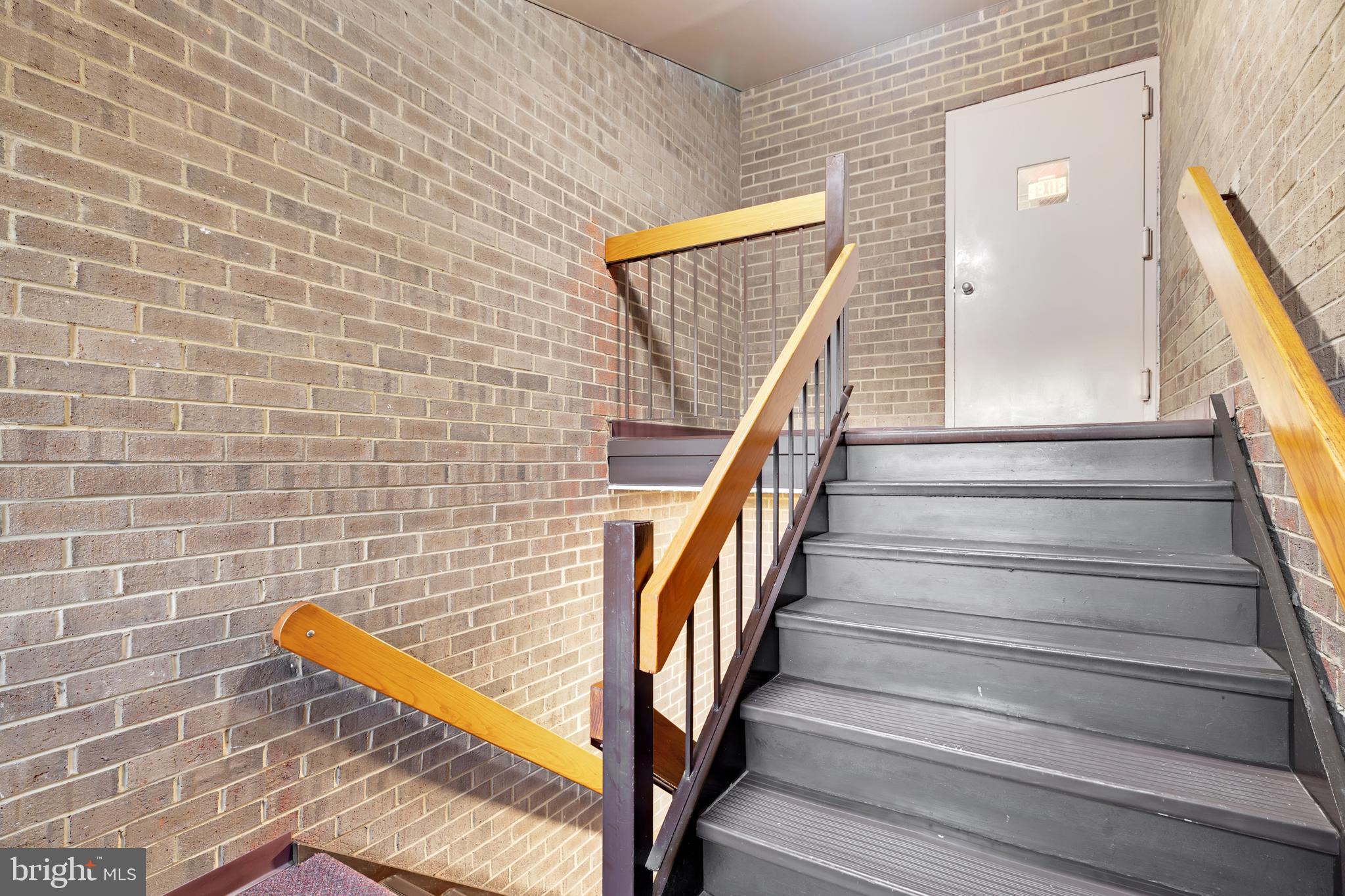 563 FLORIDA AVENUE 202