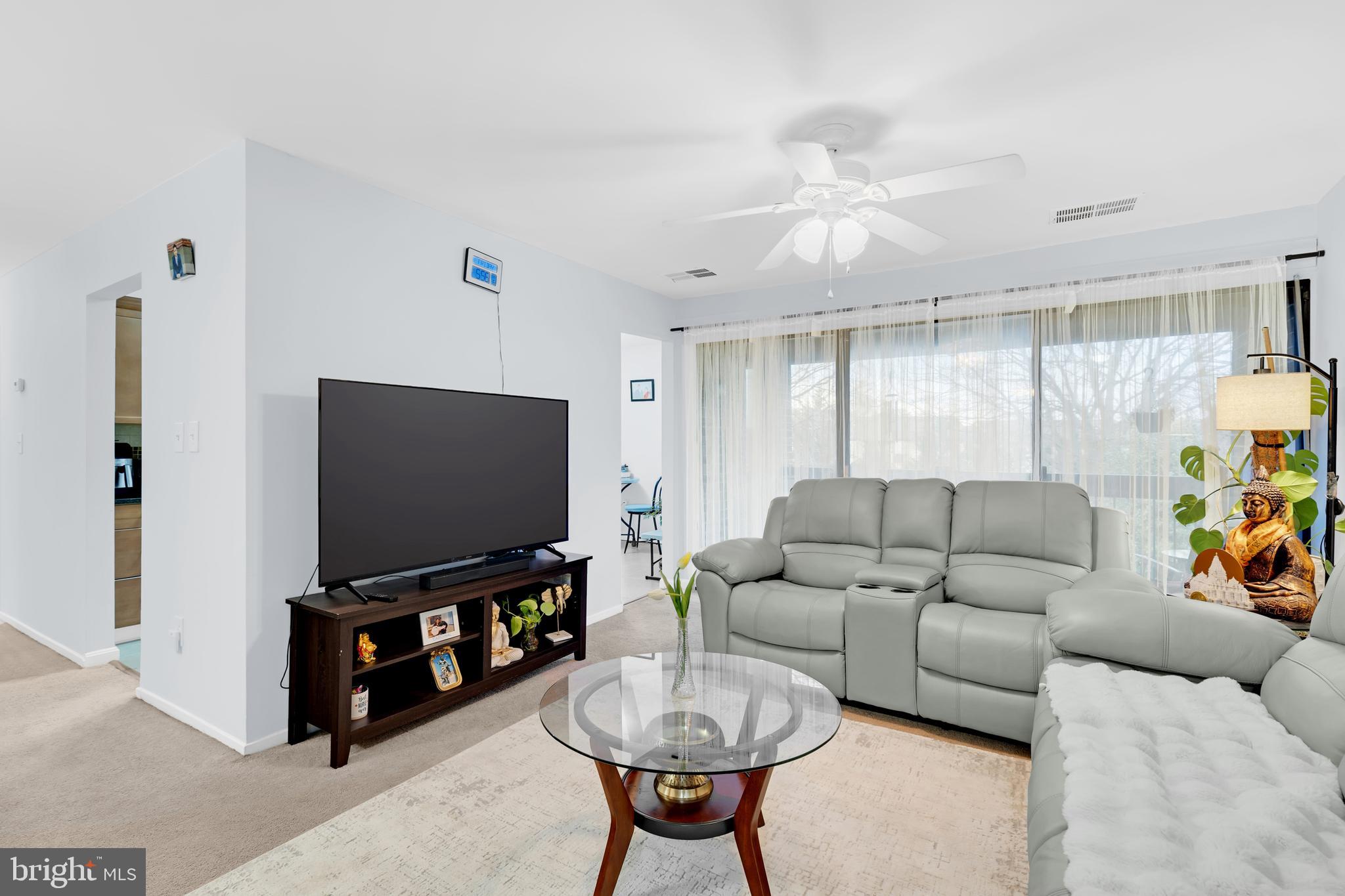 563 FLORIDA AVENUE 202