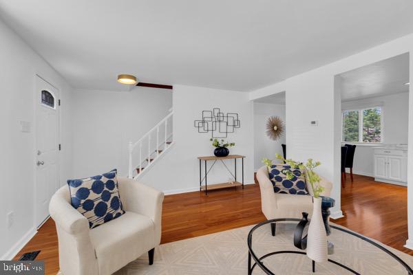 5331 LAROCHELLE COURT