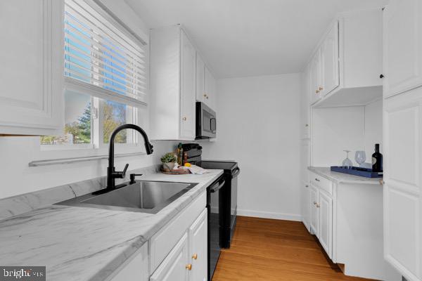 5331 LAROCHELLE COURT