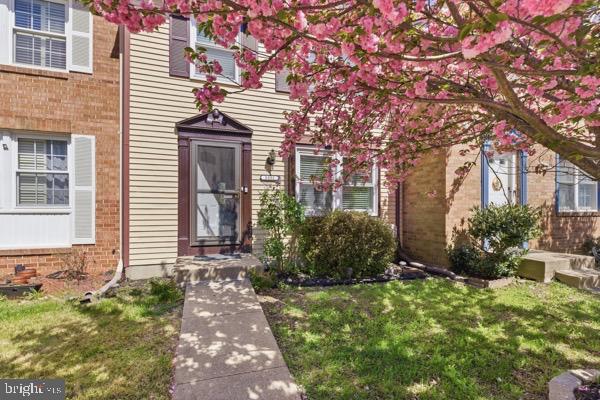 5331 LAROCHELLE COURT