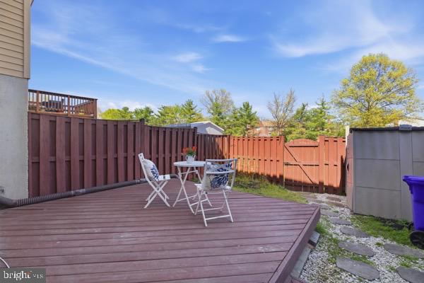 5331 LAROCHELLE COURT