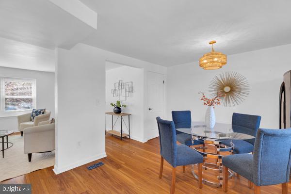 5331 LAROCHELLE COURT