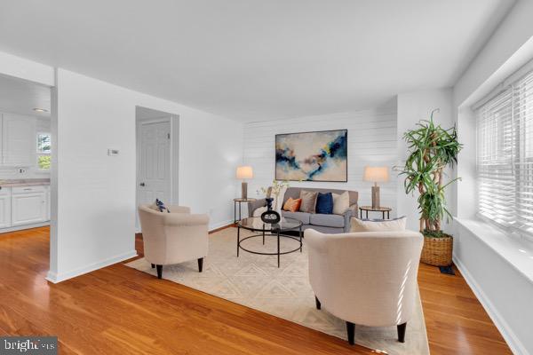 5331 LAROCHELLE COURT