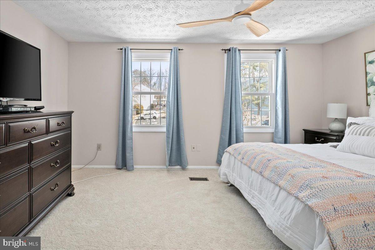 1642 HARVEST GREEN COURT