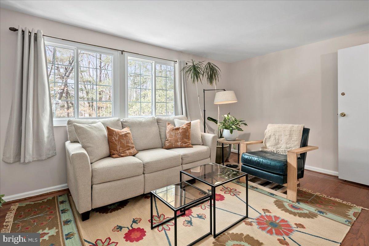 1642 HARVEST GREEN COURT