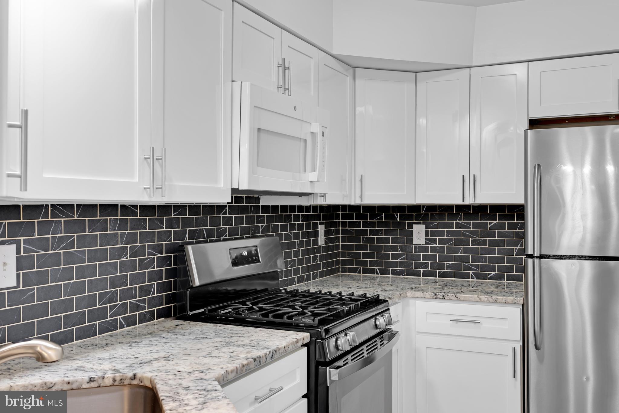 14437 GRINGSBY COURT