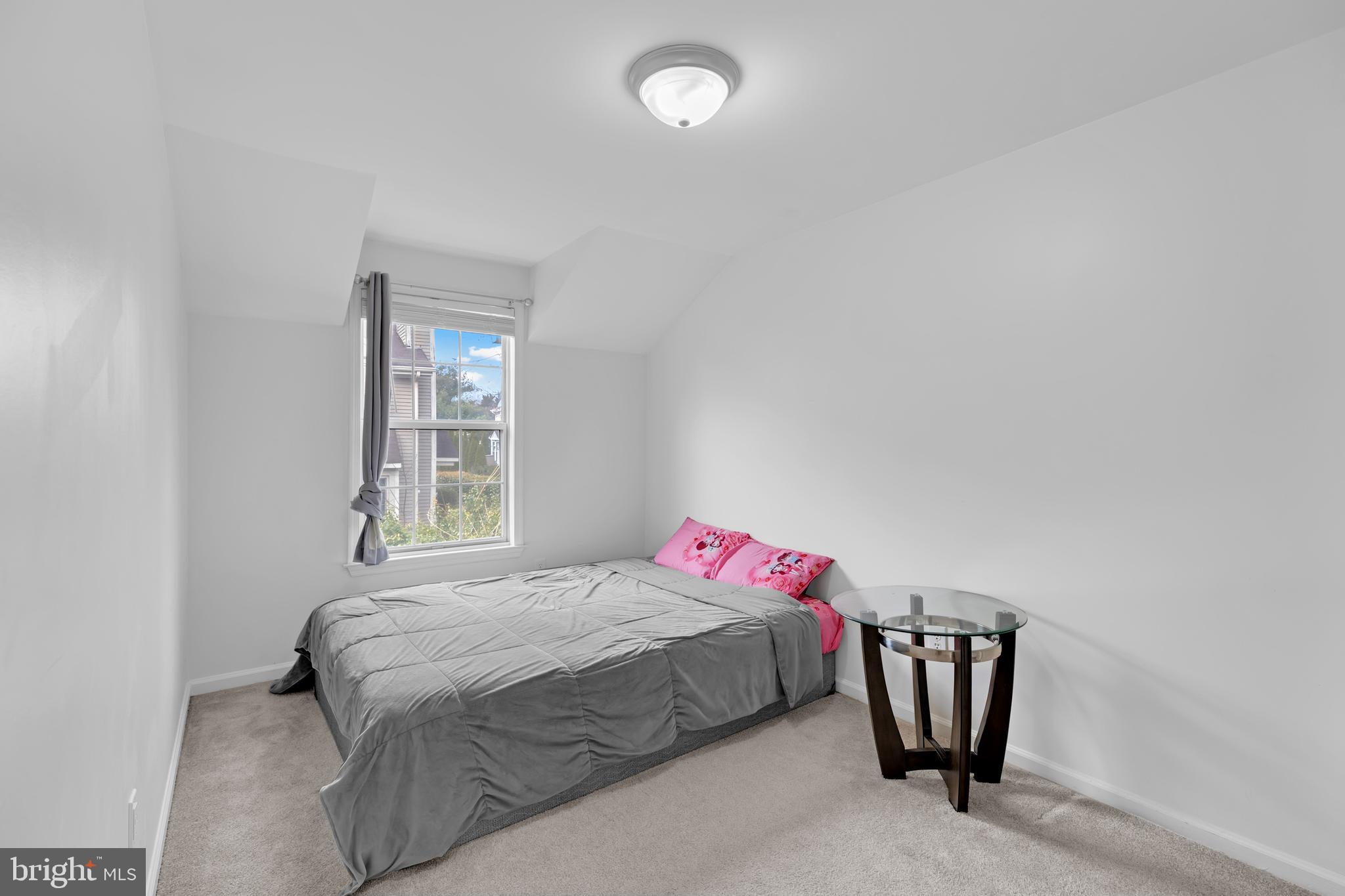 14437 GRINGSBY COURT