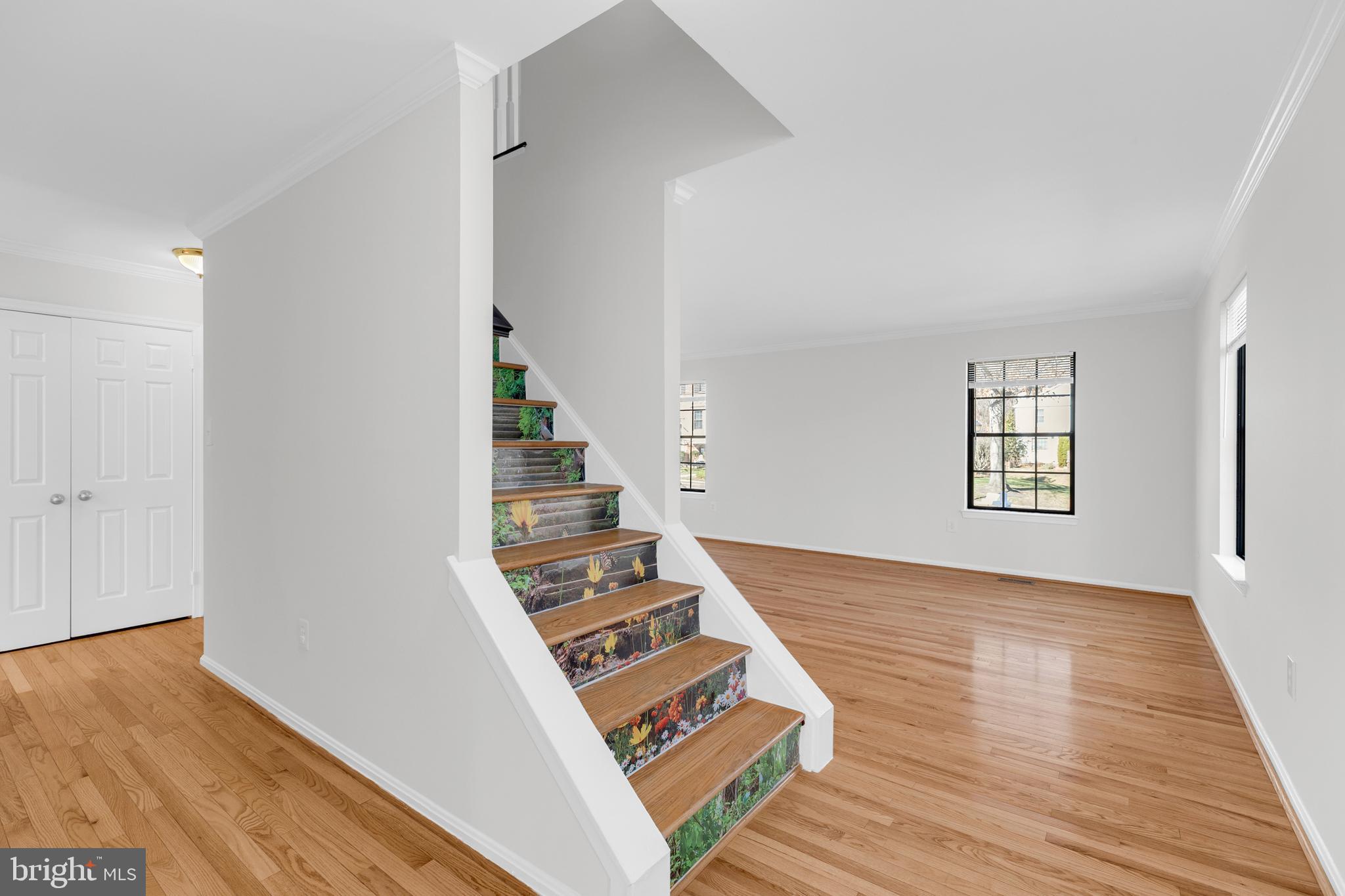 7651 SOUTHERN OAK DRIVE