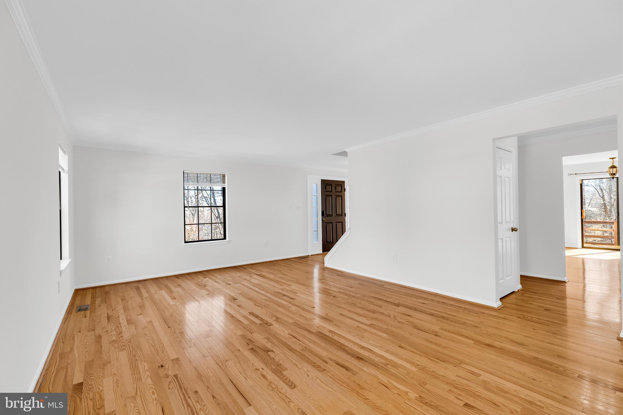 7651 SOUTHERN OAK DRIVE