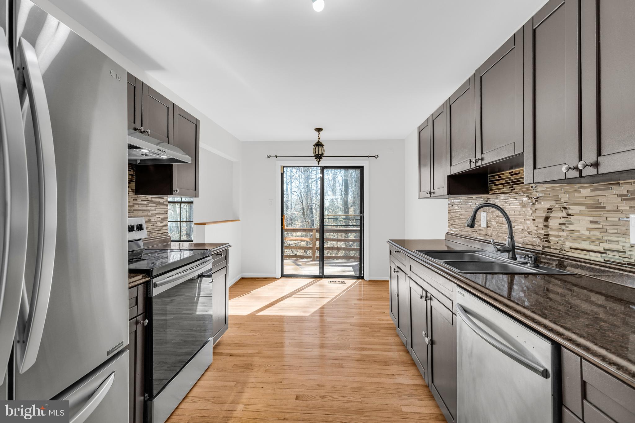 7651 SOUTHERN OAK DRIVE