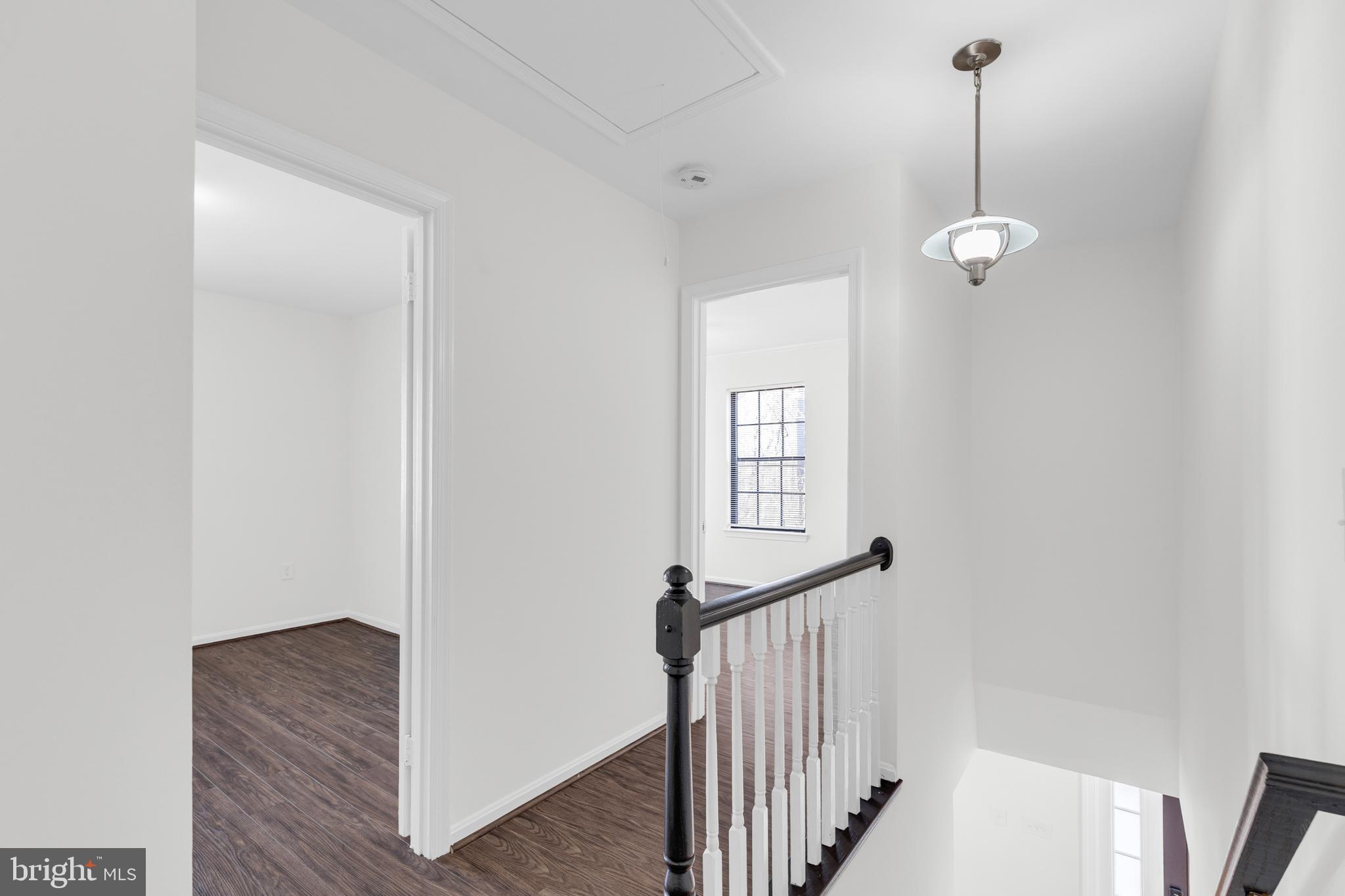 7651 SOUTHERN OAK DRIVE