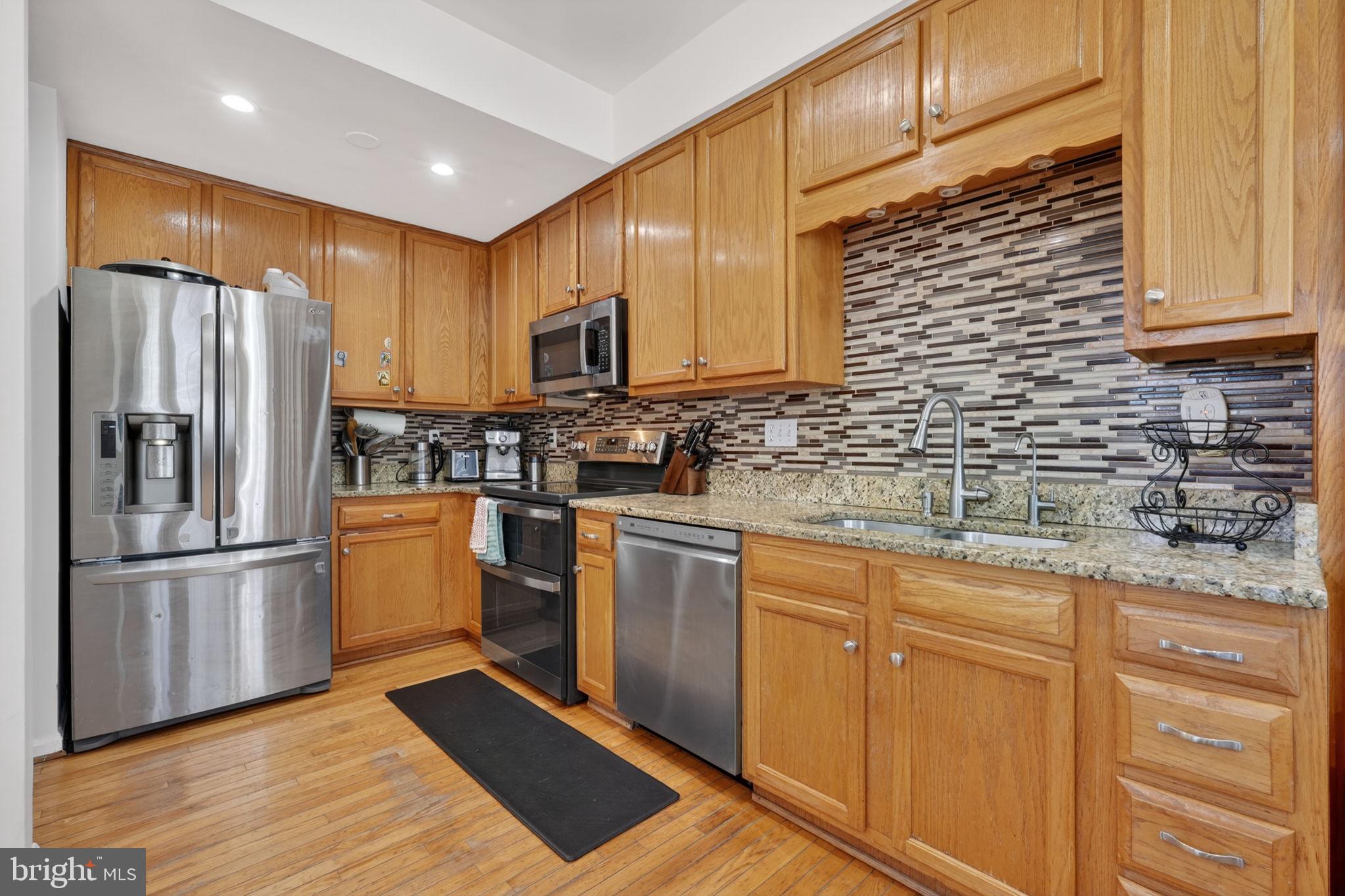 8010 READINGTON COURT