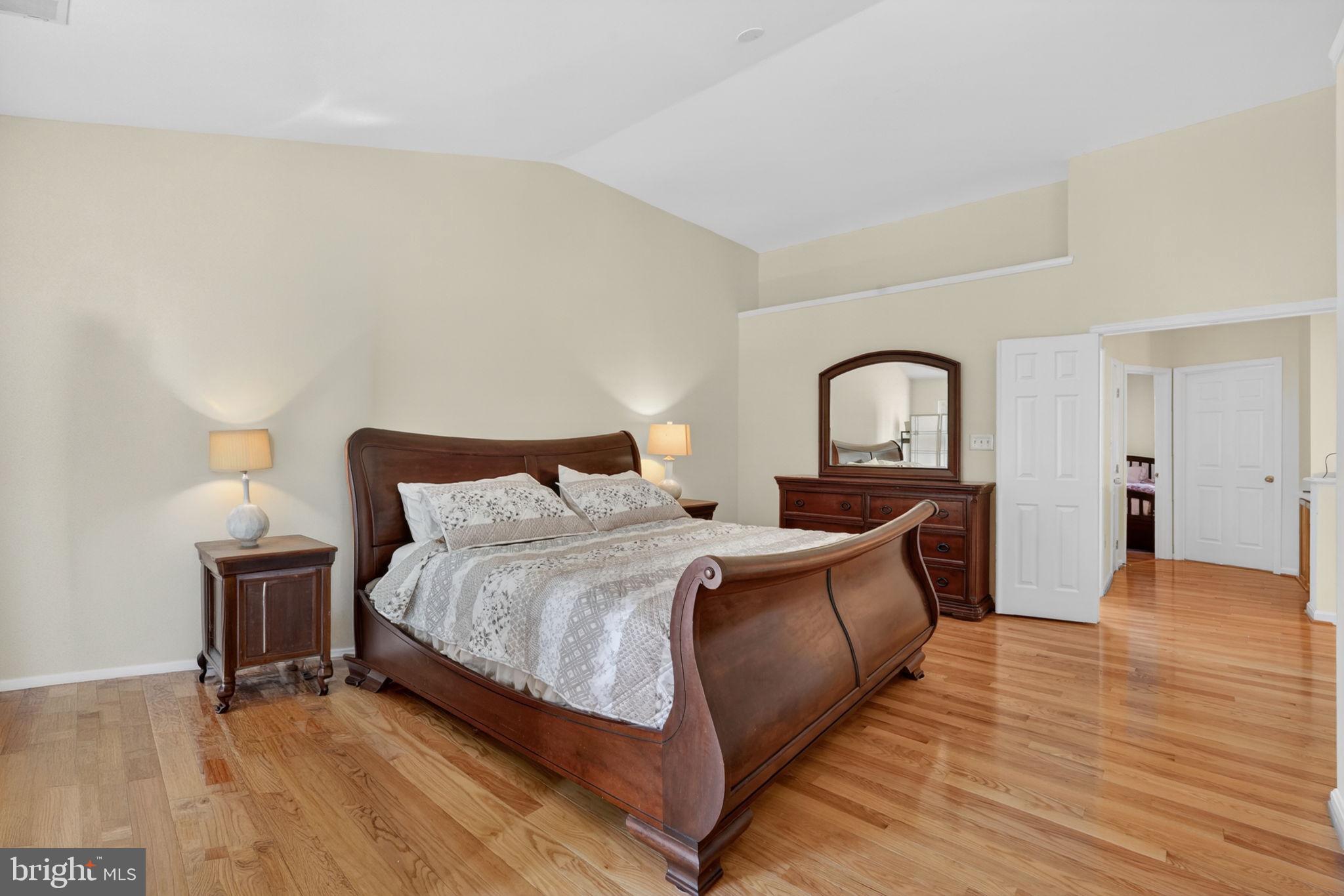 8010 READINGTON COURT