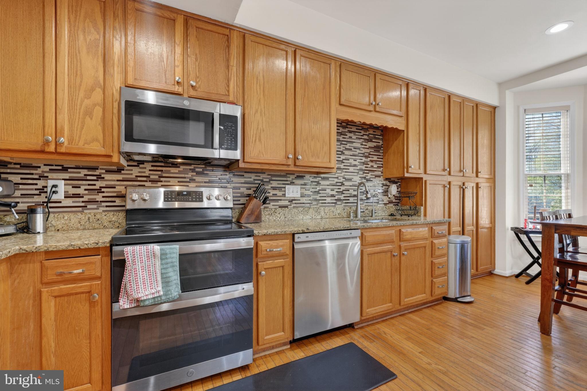 8010 READINGTON COURT