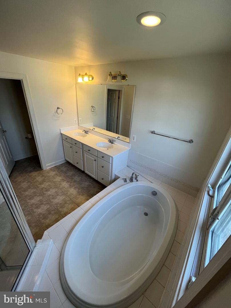 25267 Destination Sq