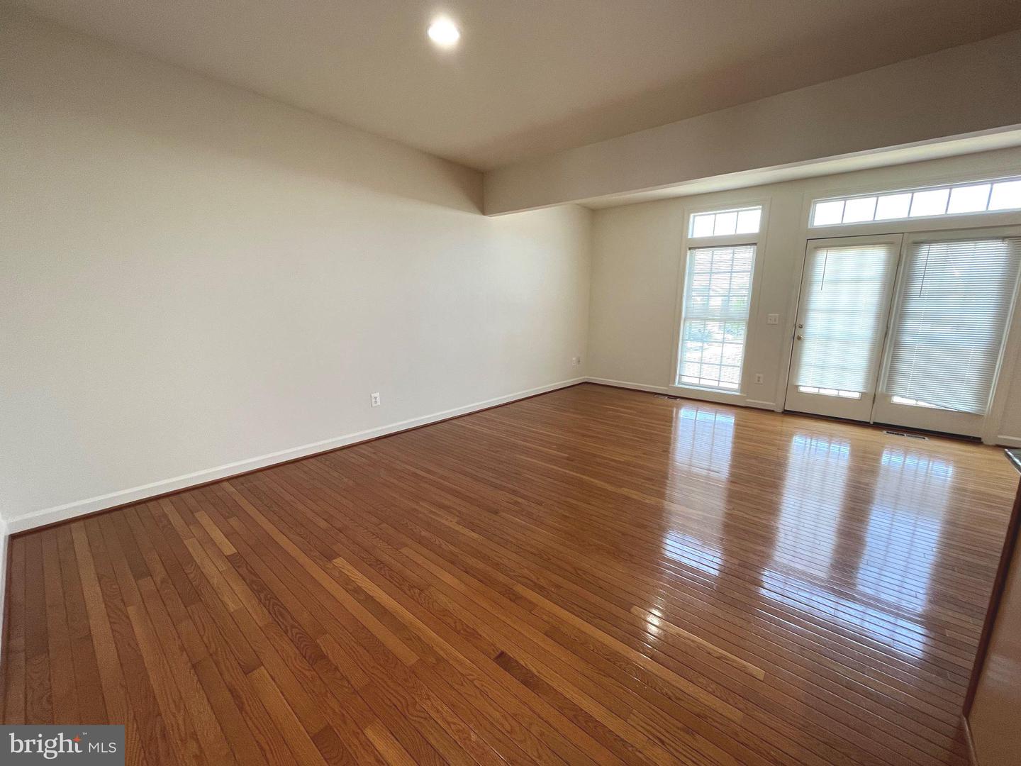 25267 Destination Sq