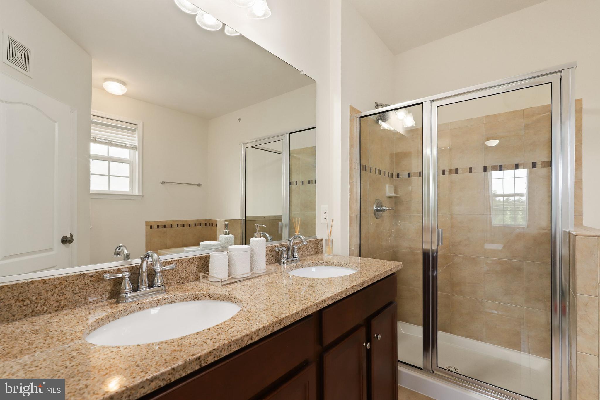 24604 Byrne Meadow Sq