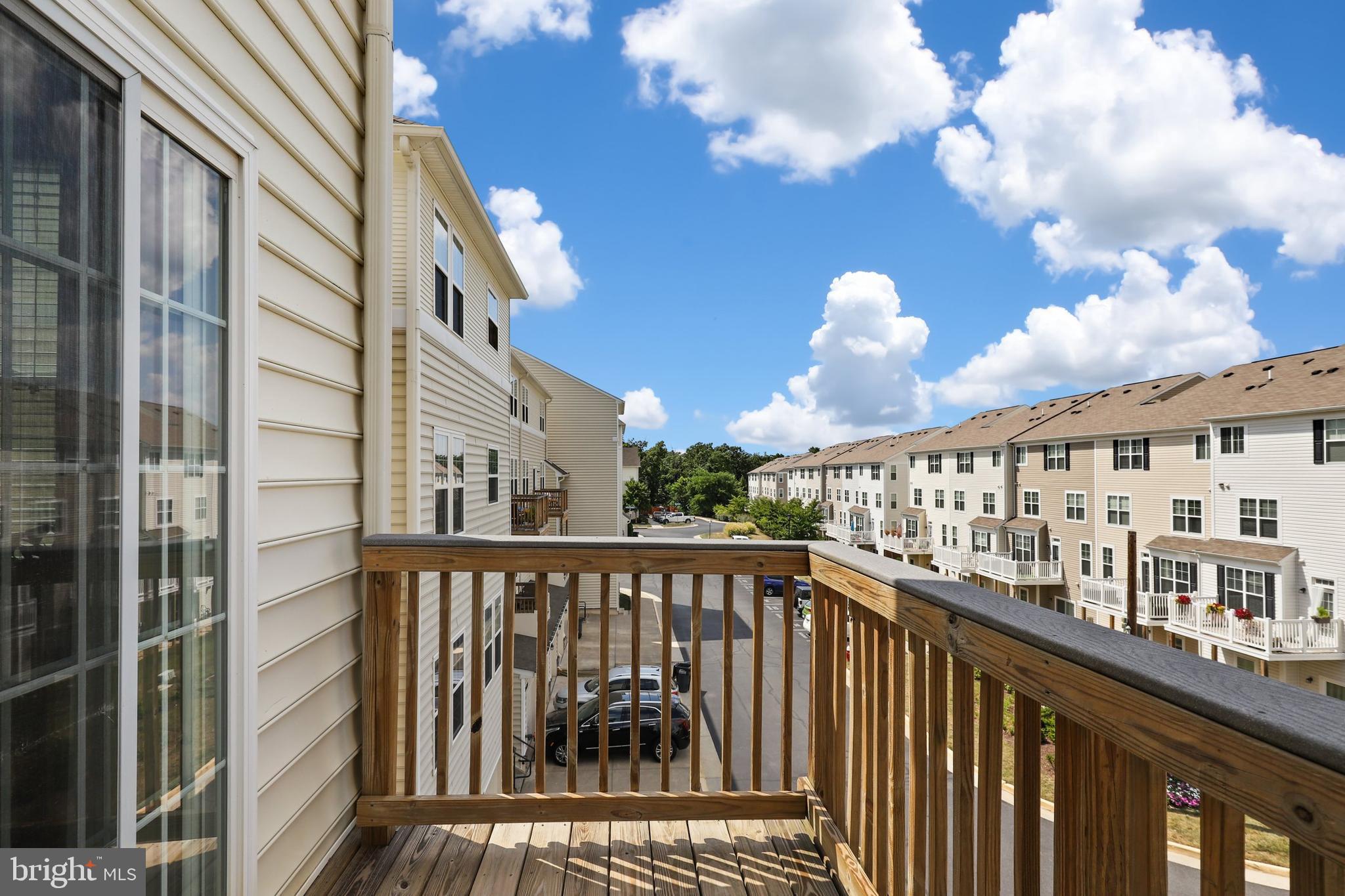 24604 Byrne Meadow Sq