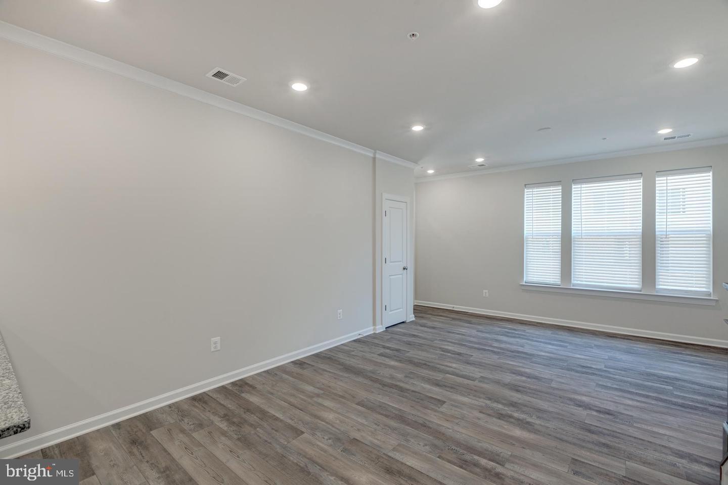 22494 Radford Point Ter