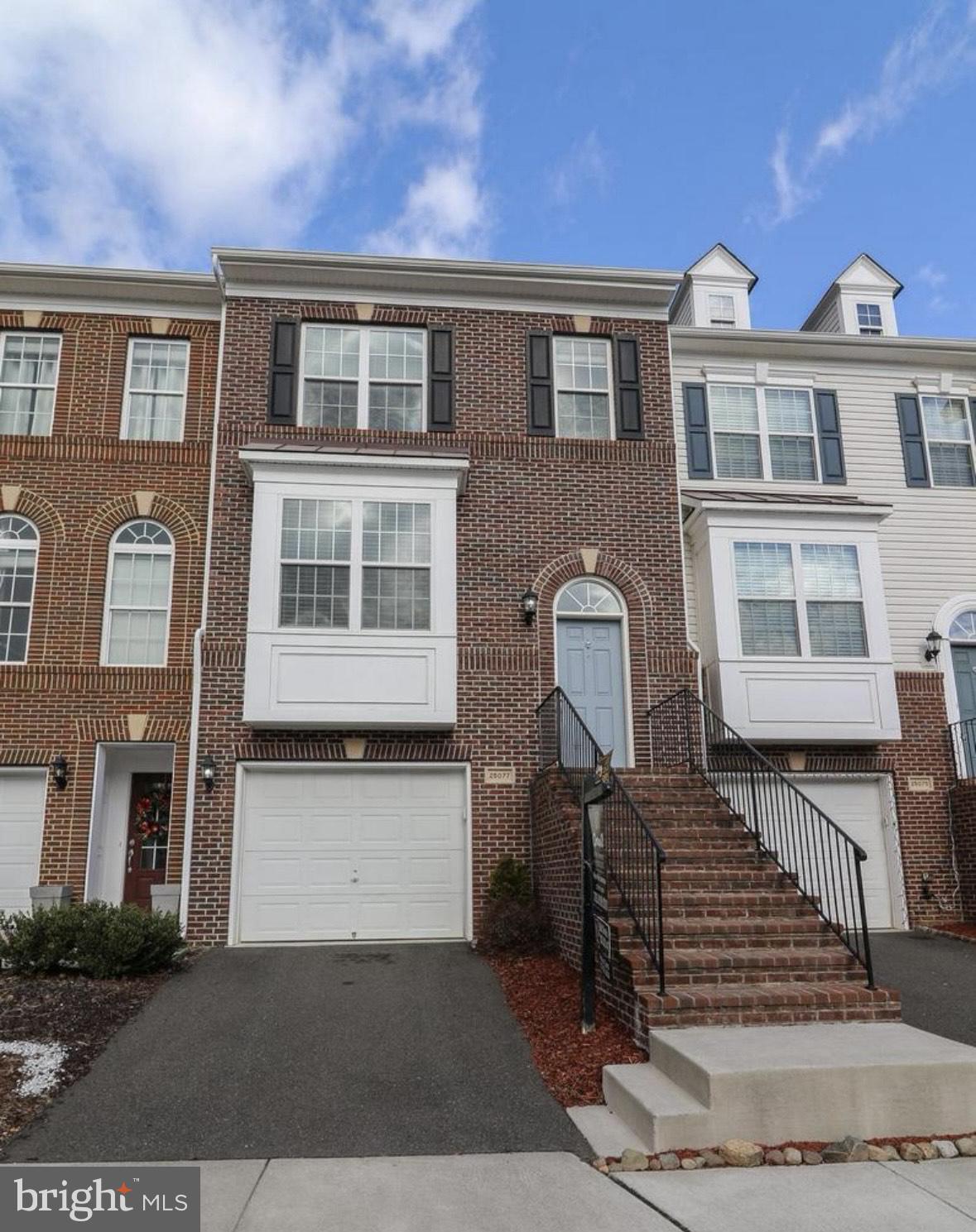 25077 Prairie Fire Sq