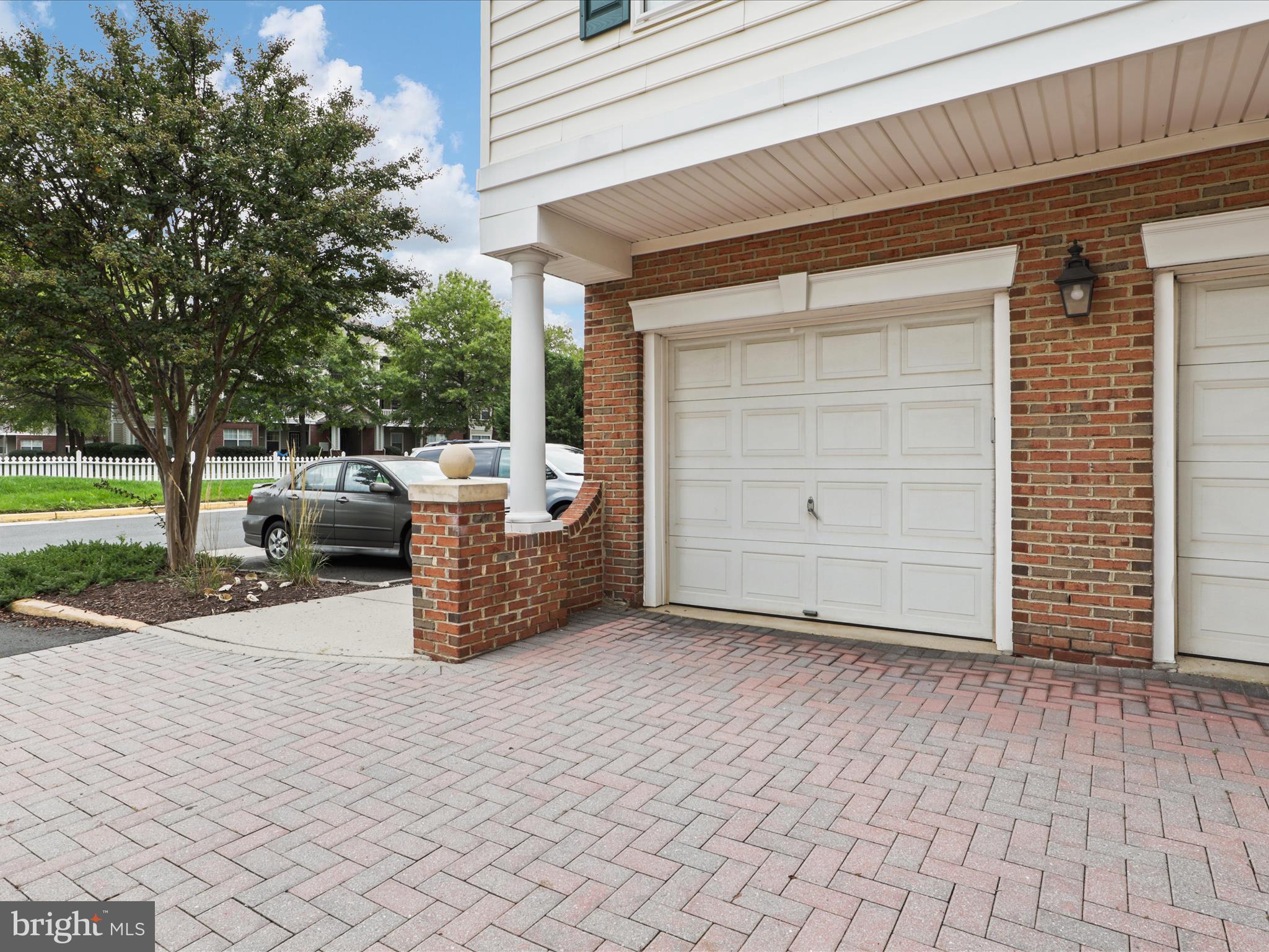 25340 Lake Mist Sq #302