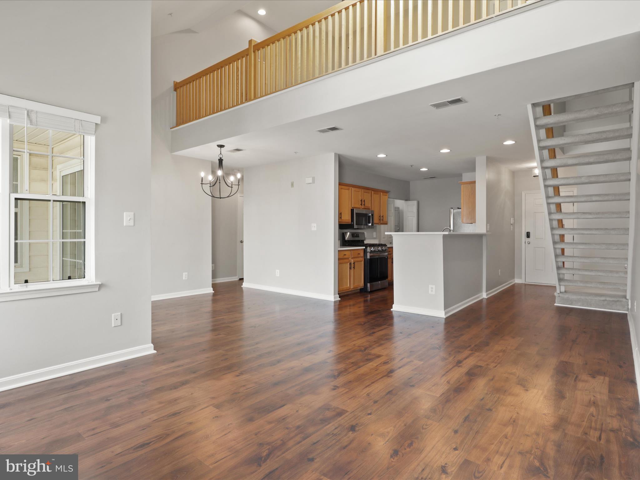 25340 Lake Mist Sq #302