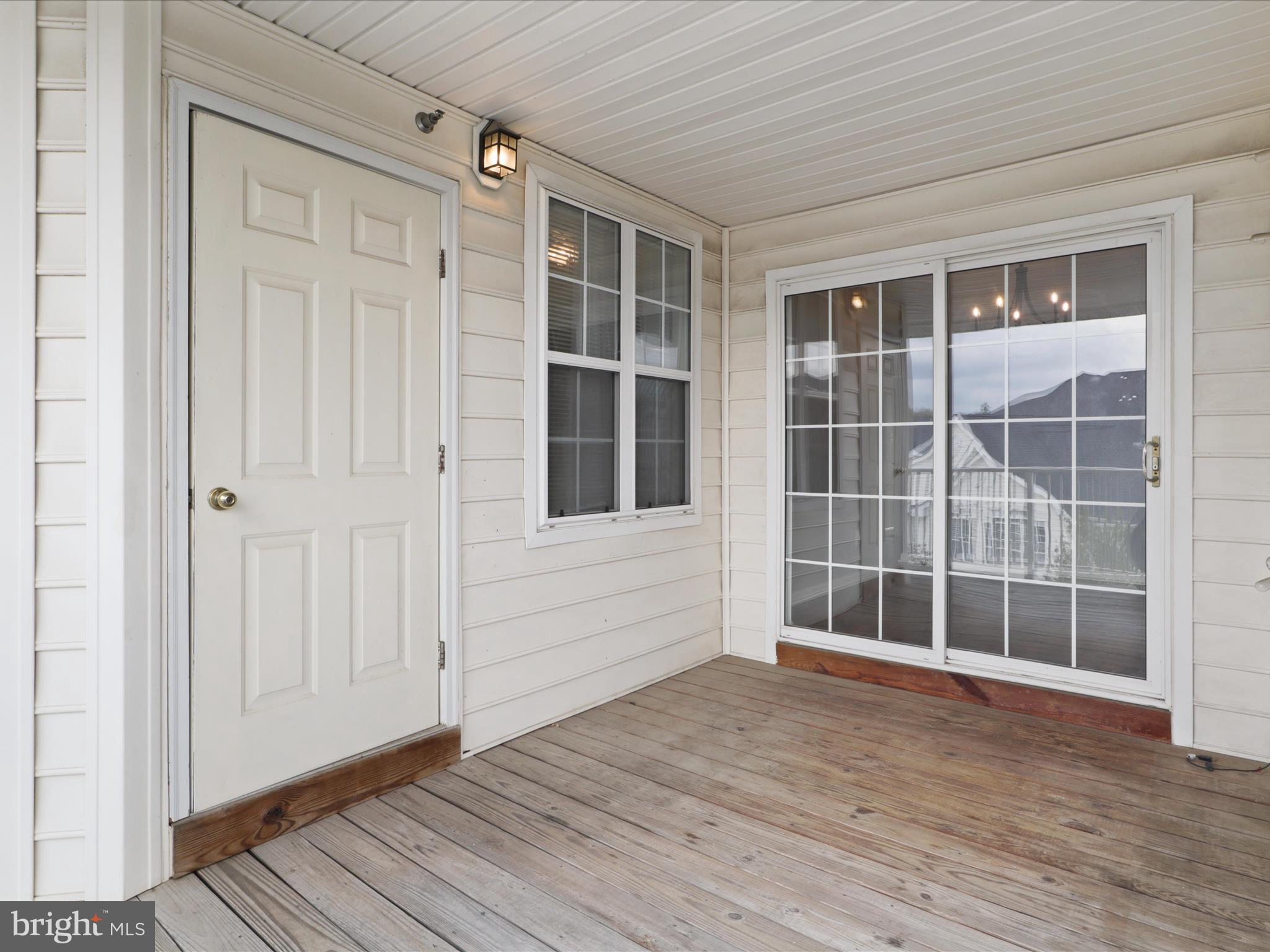 25340 Lake Mist Sq #302