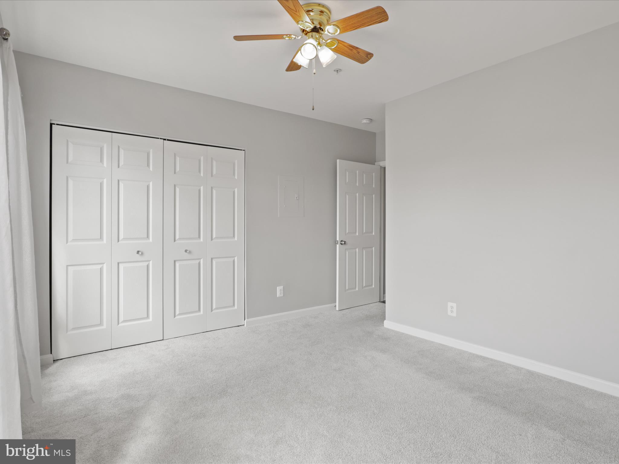 25340 Lake Mist Sq #302