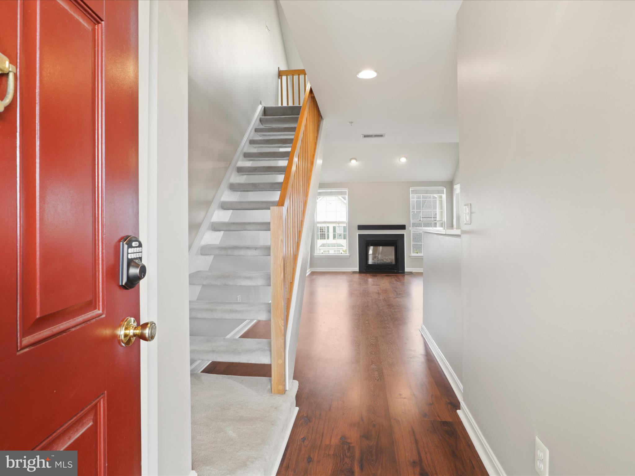 25340 Lake Mist Sq #302