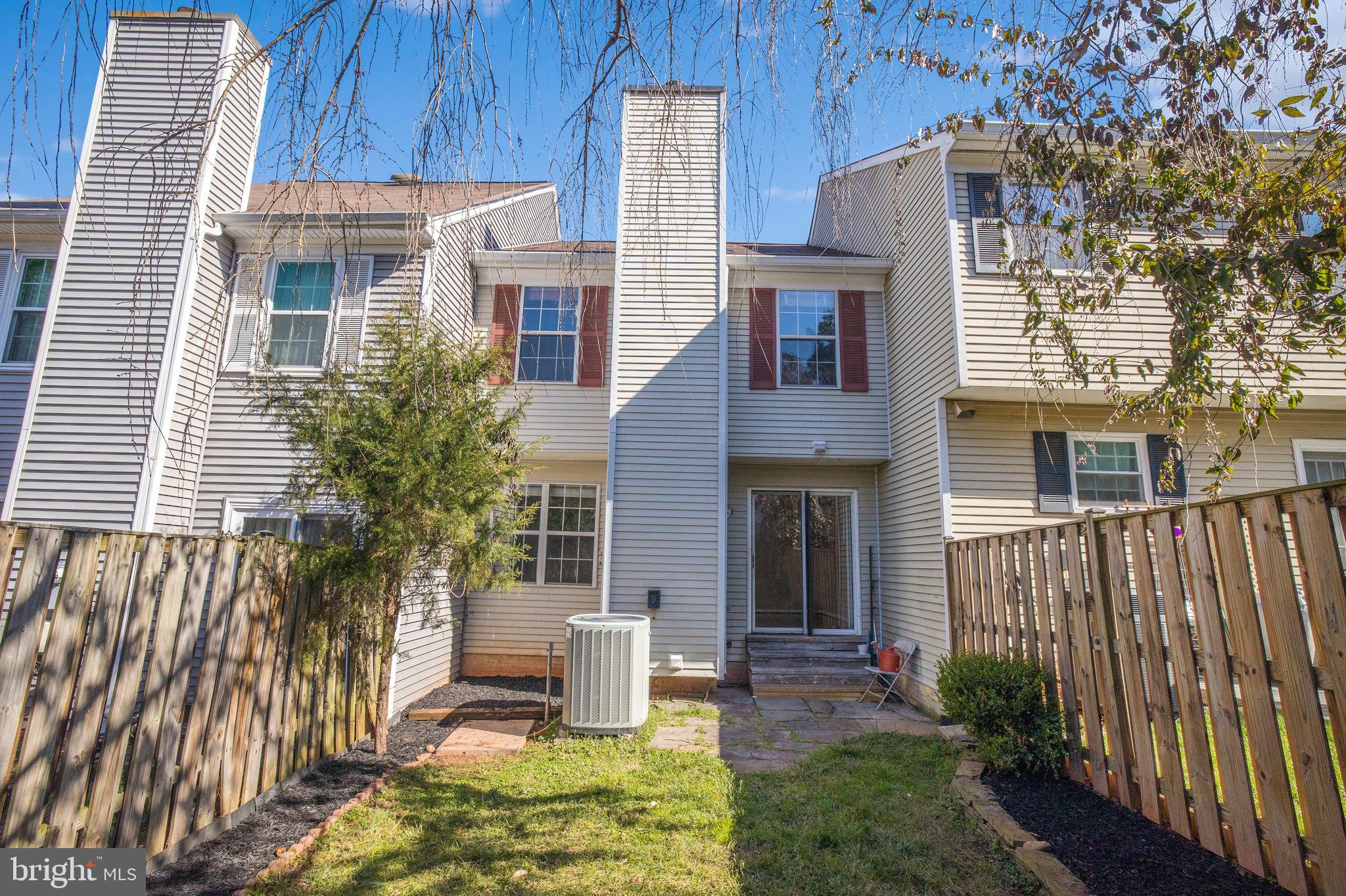 114 WALTHAM CT