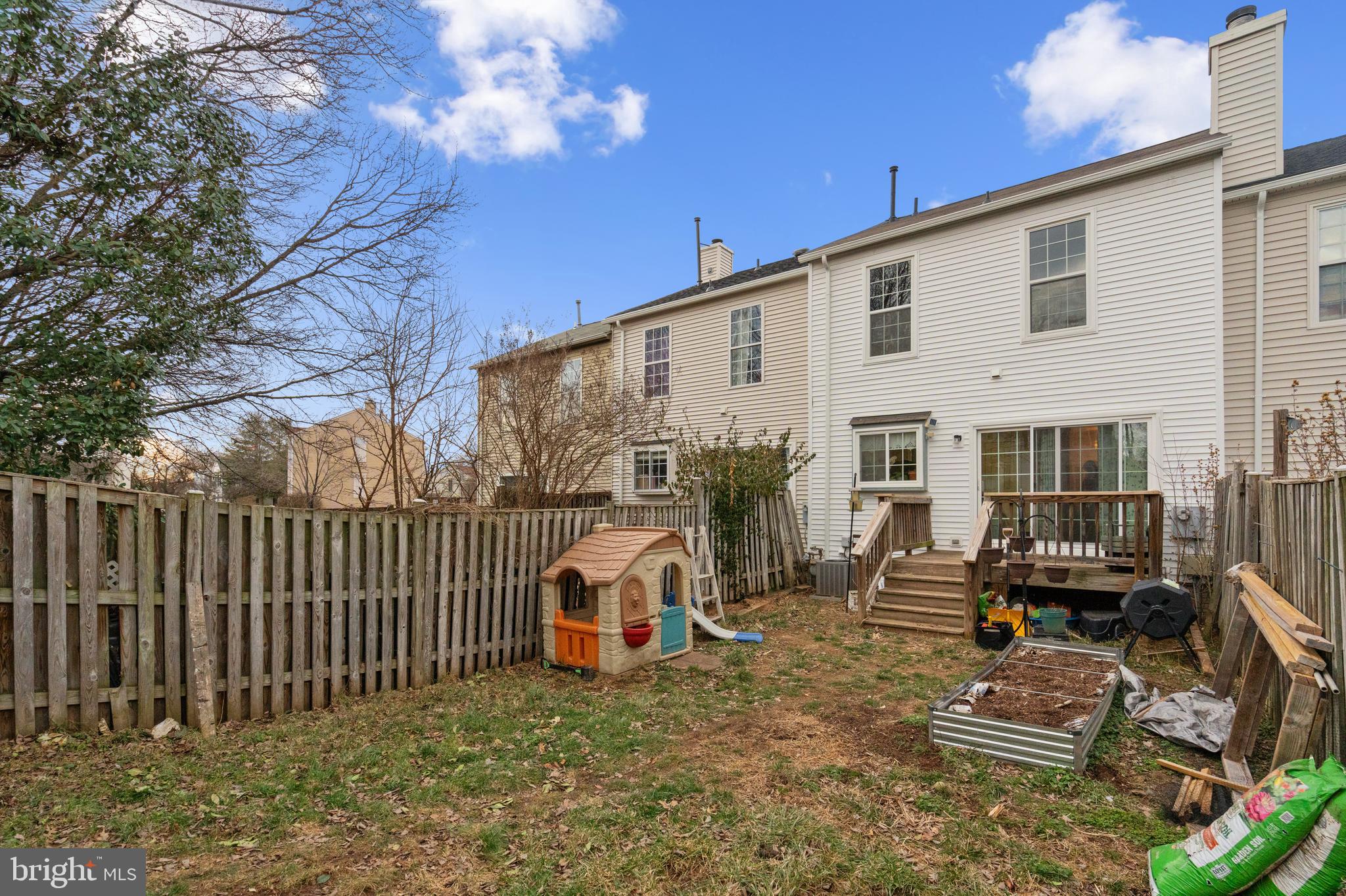 103 Paddington Way NE