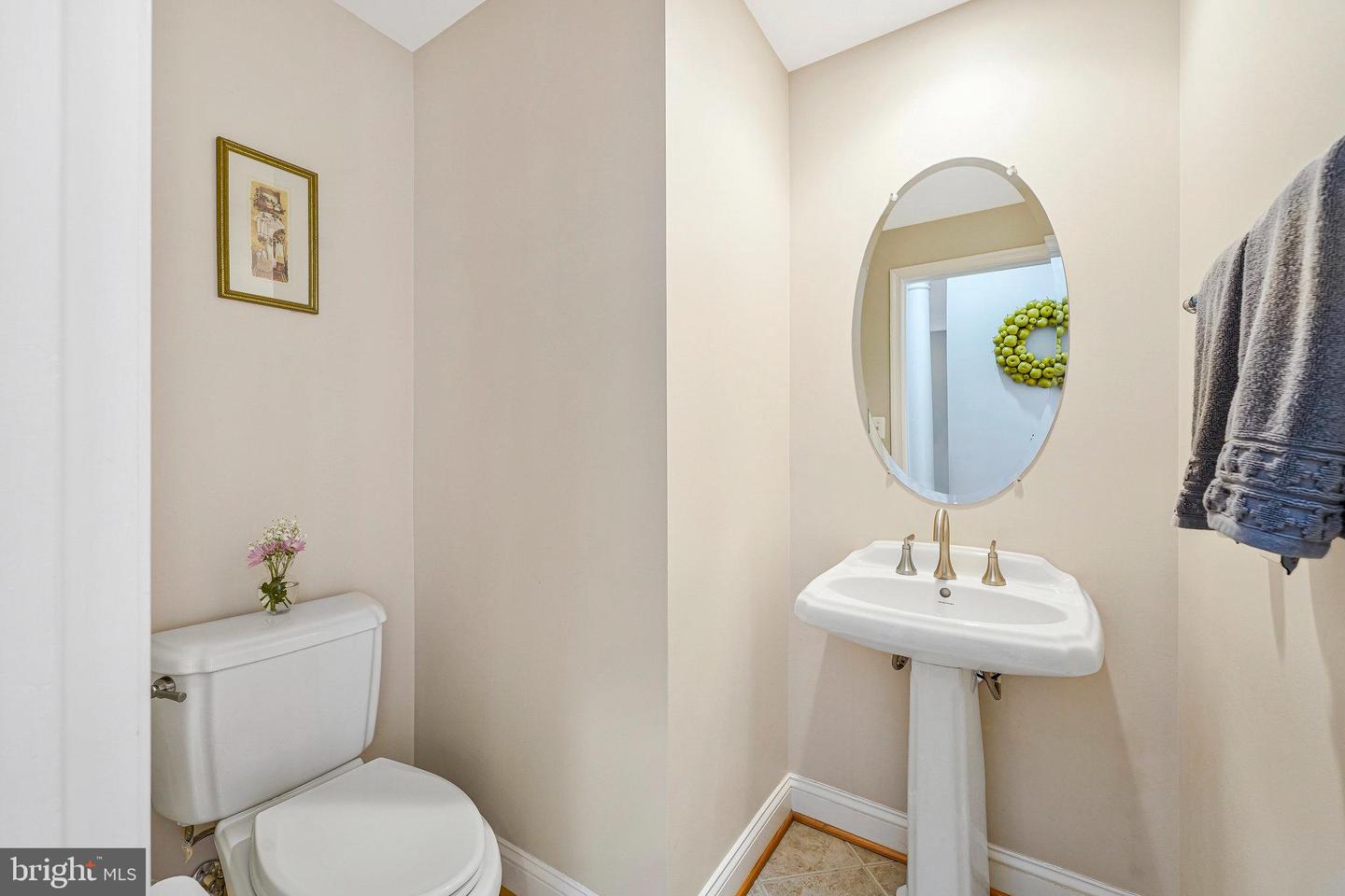 42076 Byrnes View Ter