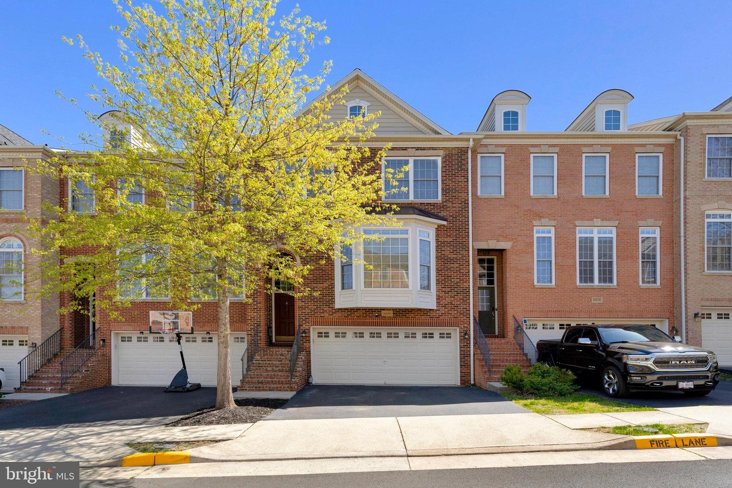 42076 Byrnes View Ter