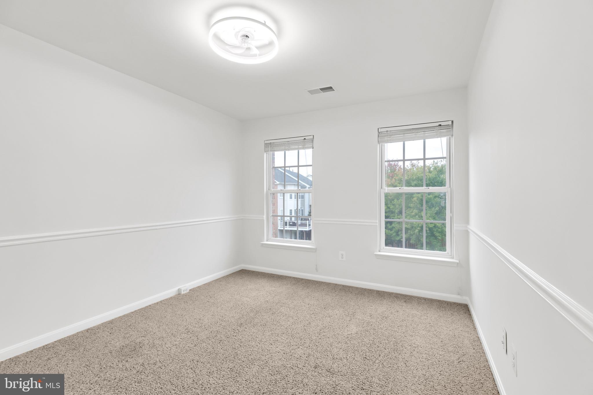 42104 FREMONT PRESERVE SQUARE