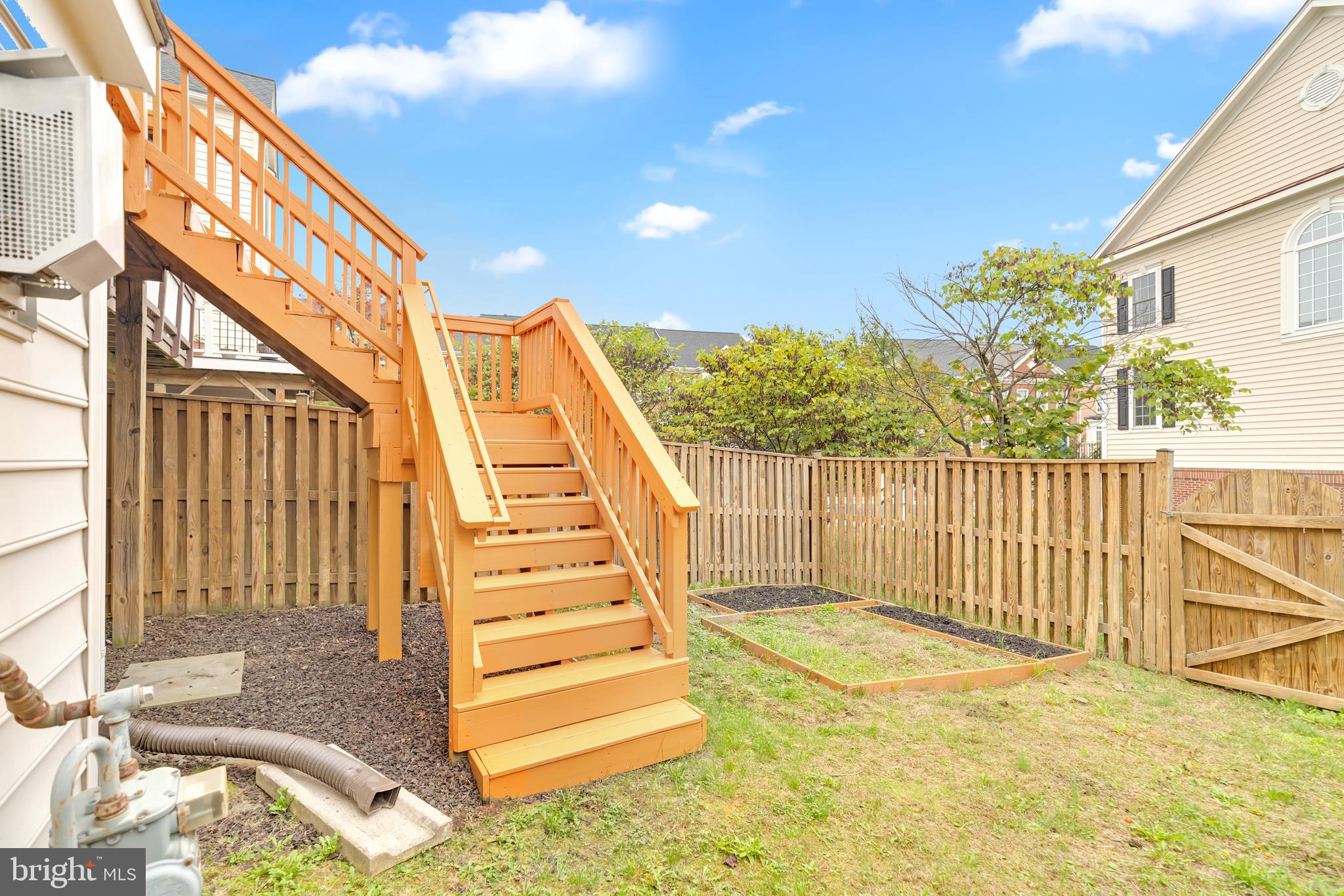 42104 FREMONT PRESERVE SQUARE