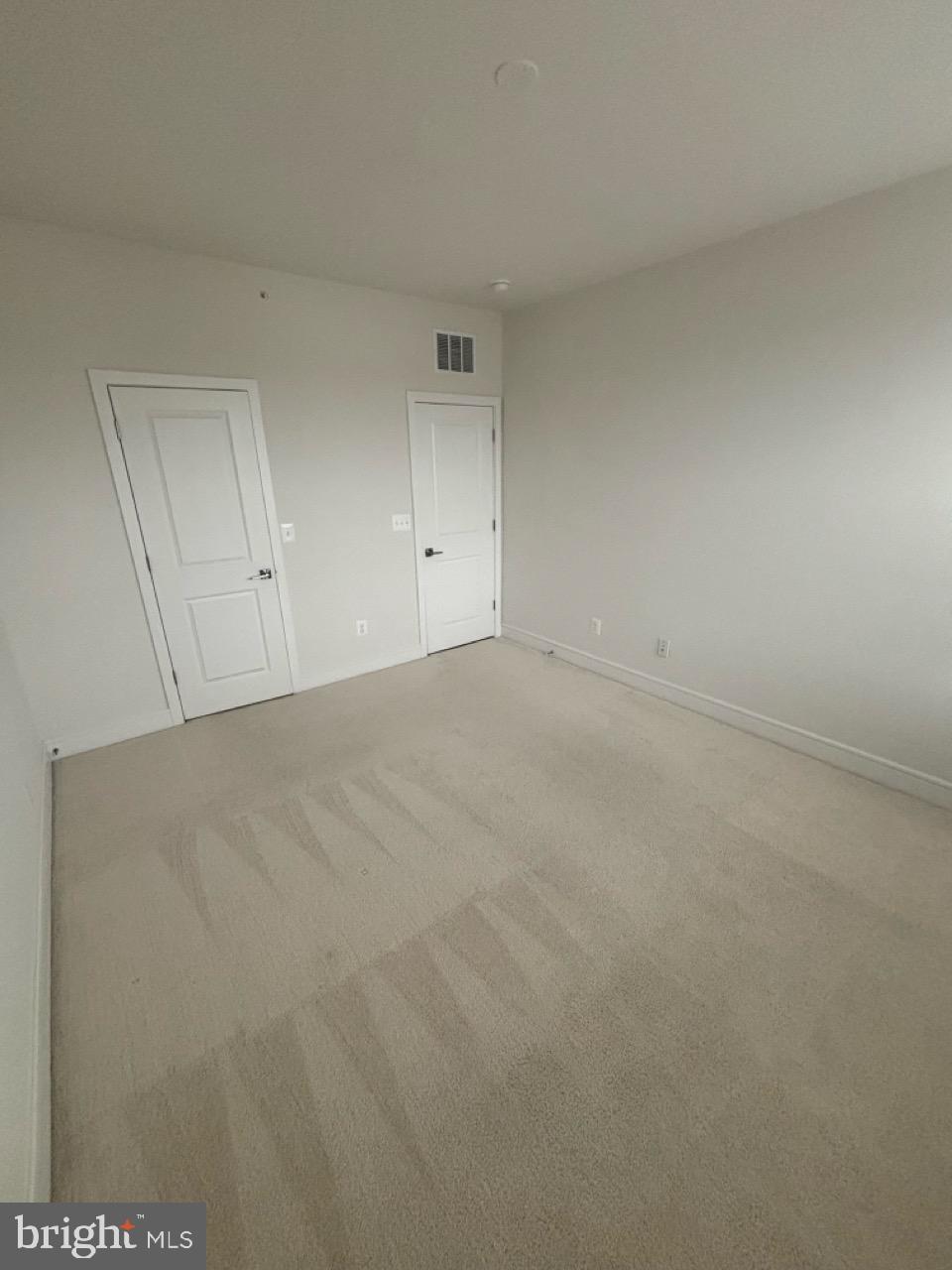 43396 FARRINGDON SQUARE