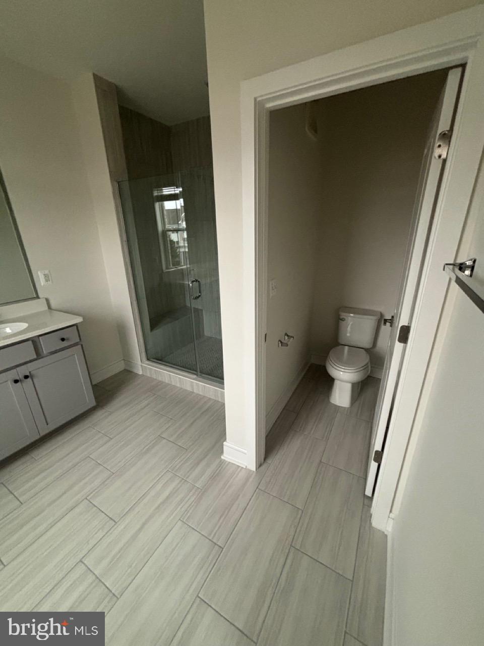 43396 FARRINGDON SQUARE