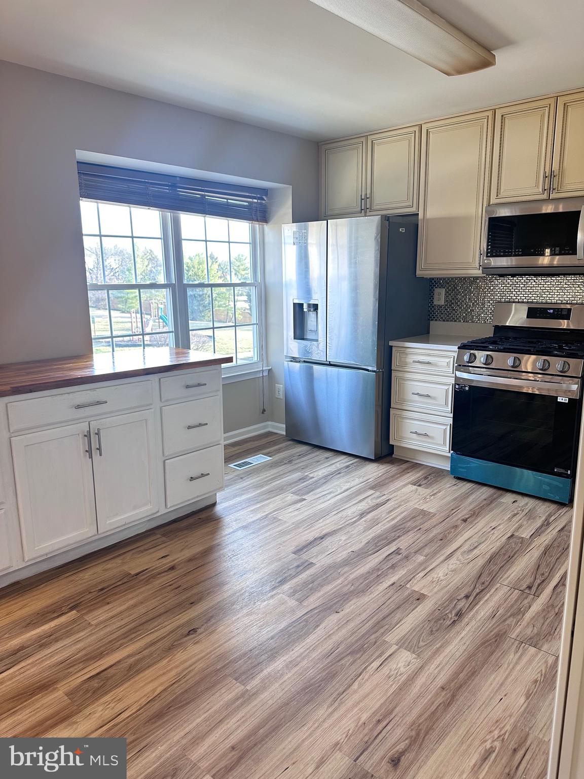 783 VANDERBILT TERRACE SE