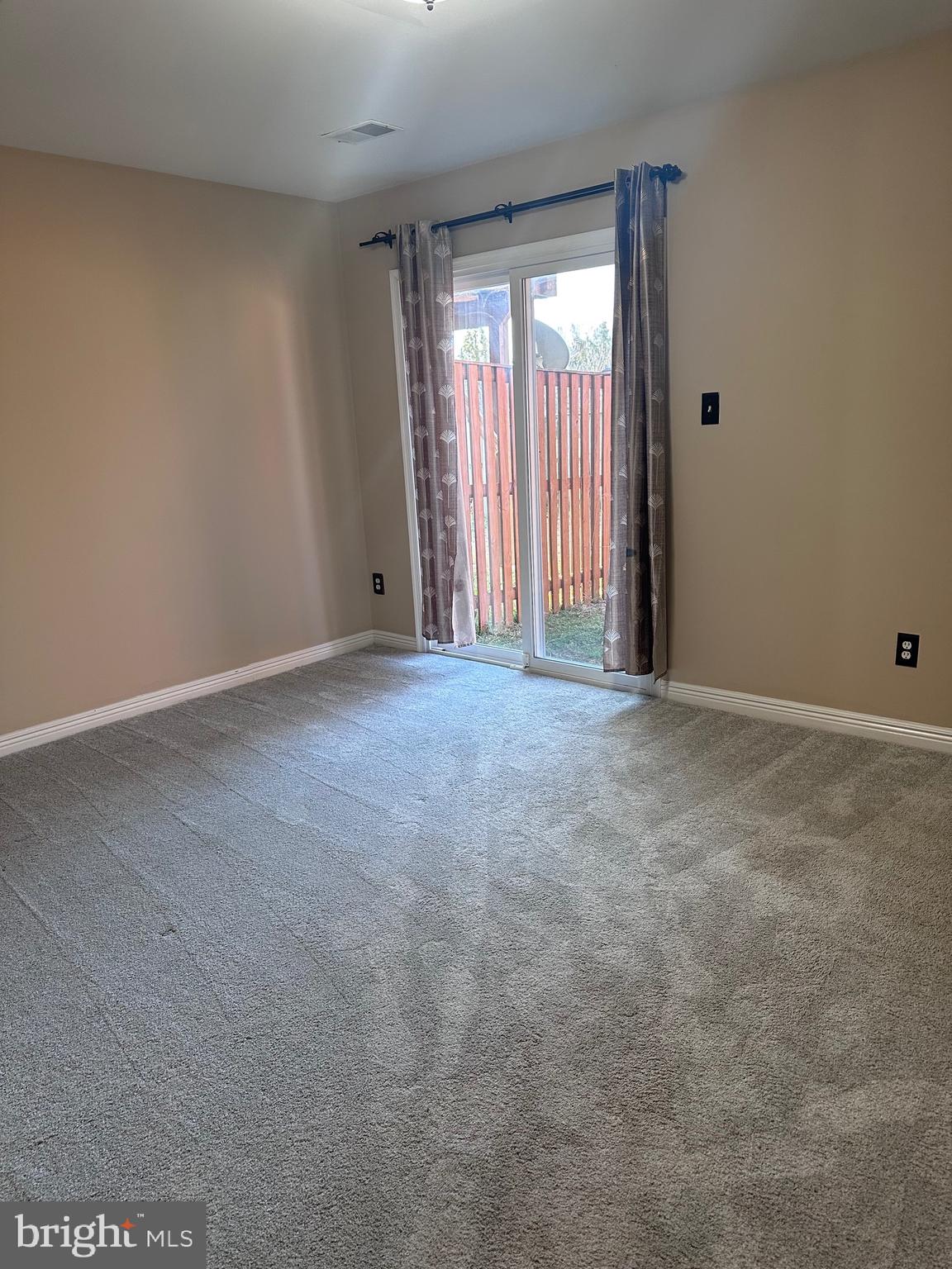 783 VANDERBILT TERRACE SE