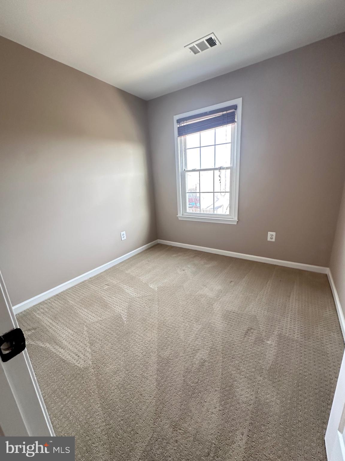 783 VANDERBILT TERRACE SE