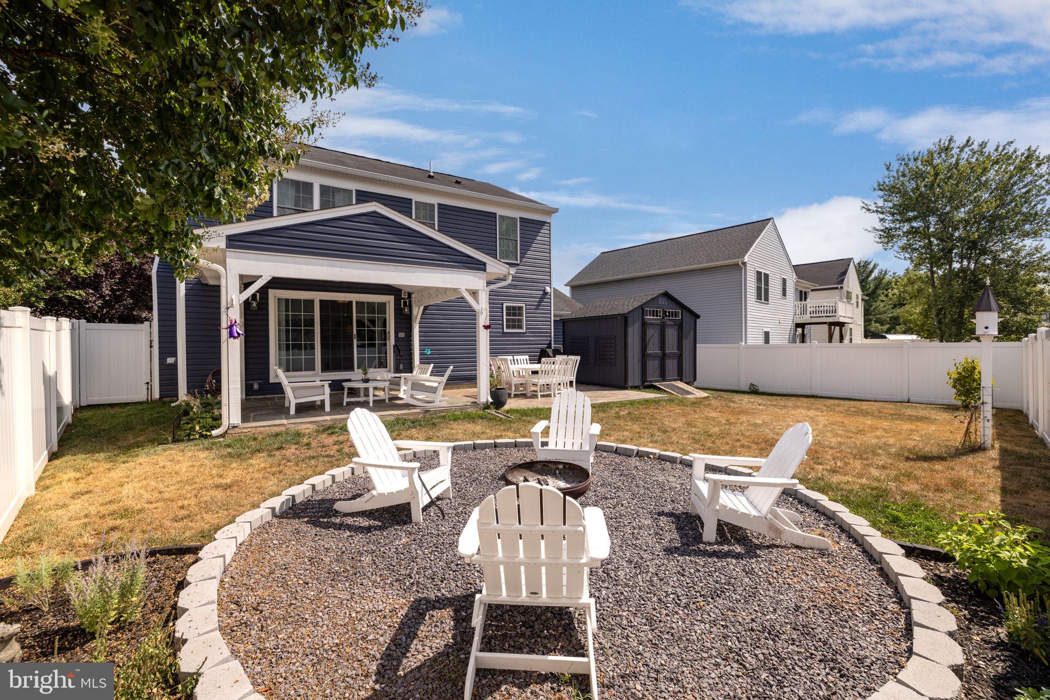 10224 Racquet Cir