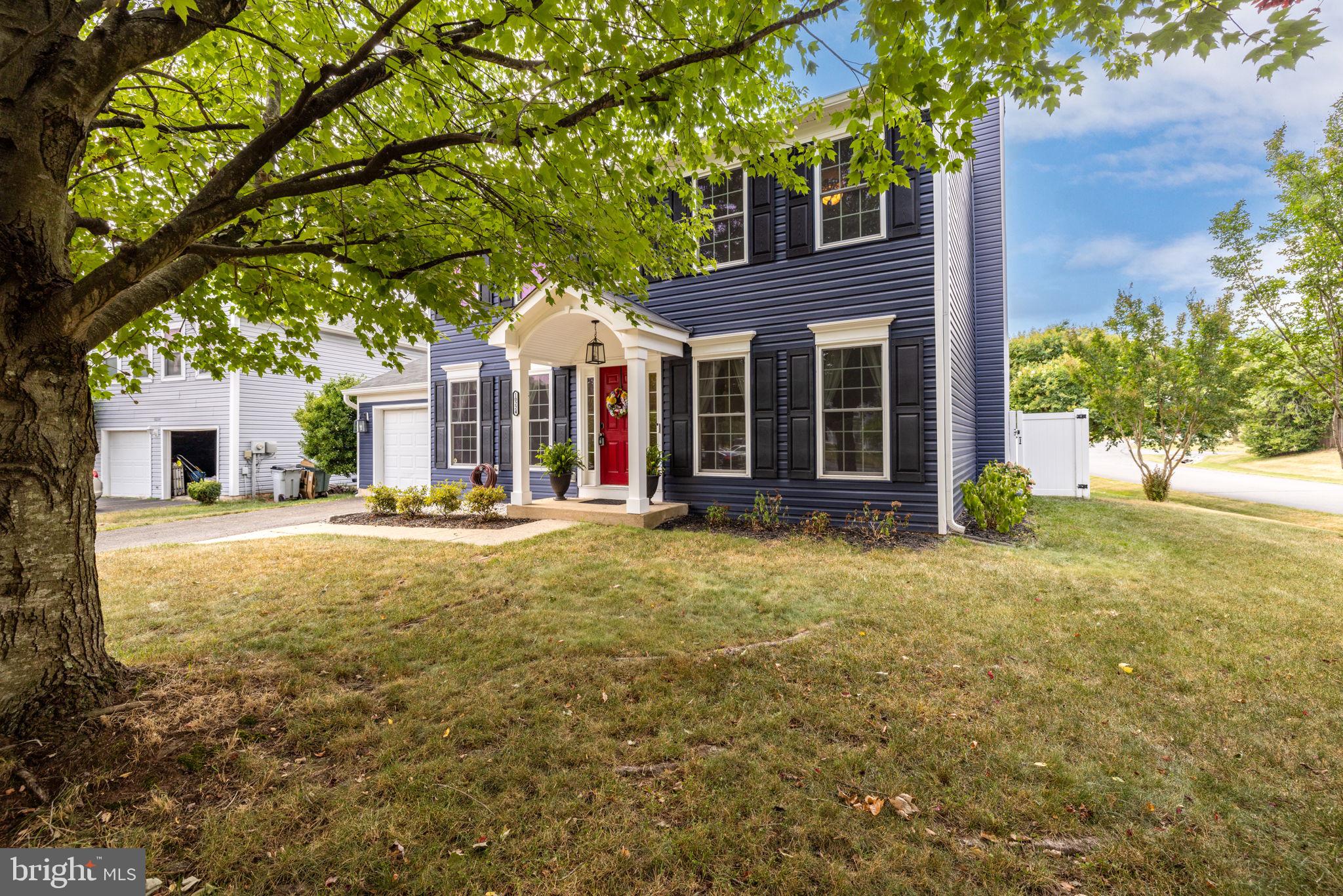10224 Racquet Cir