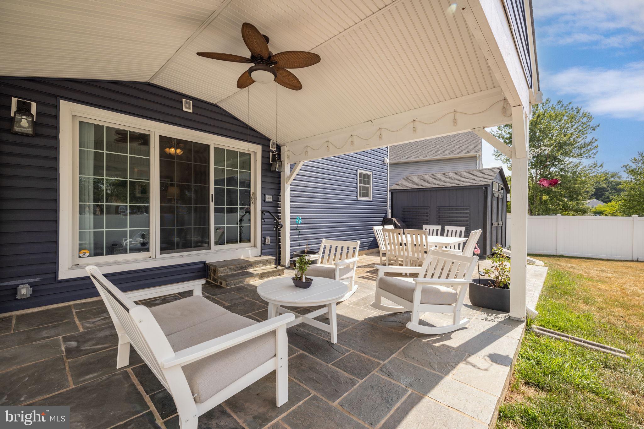 10224 Racquet Cir