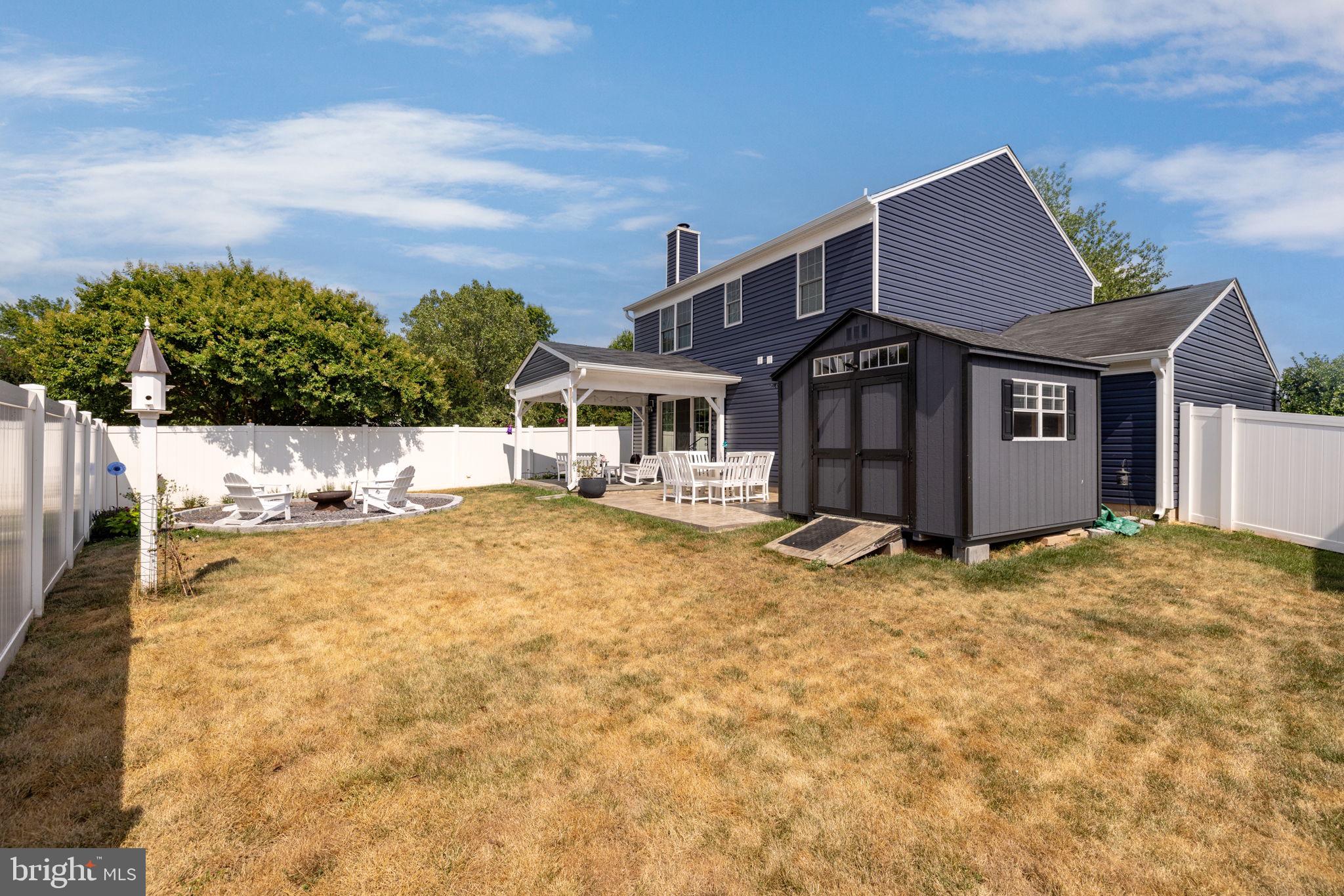 10224 Racquet Cir