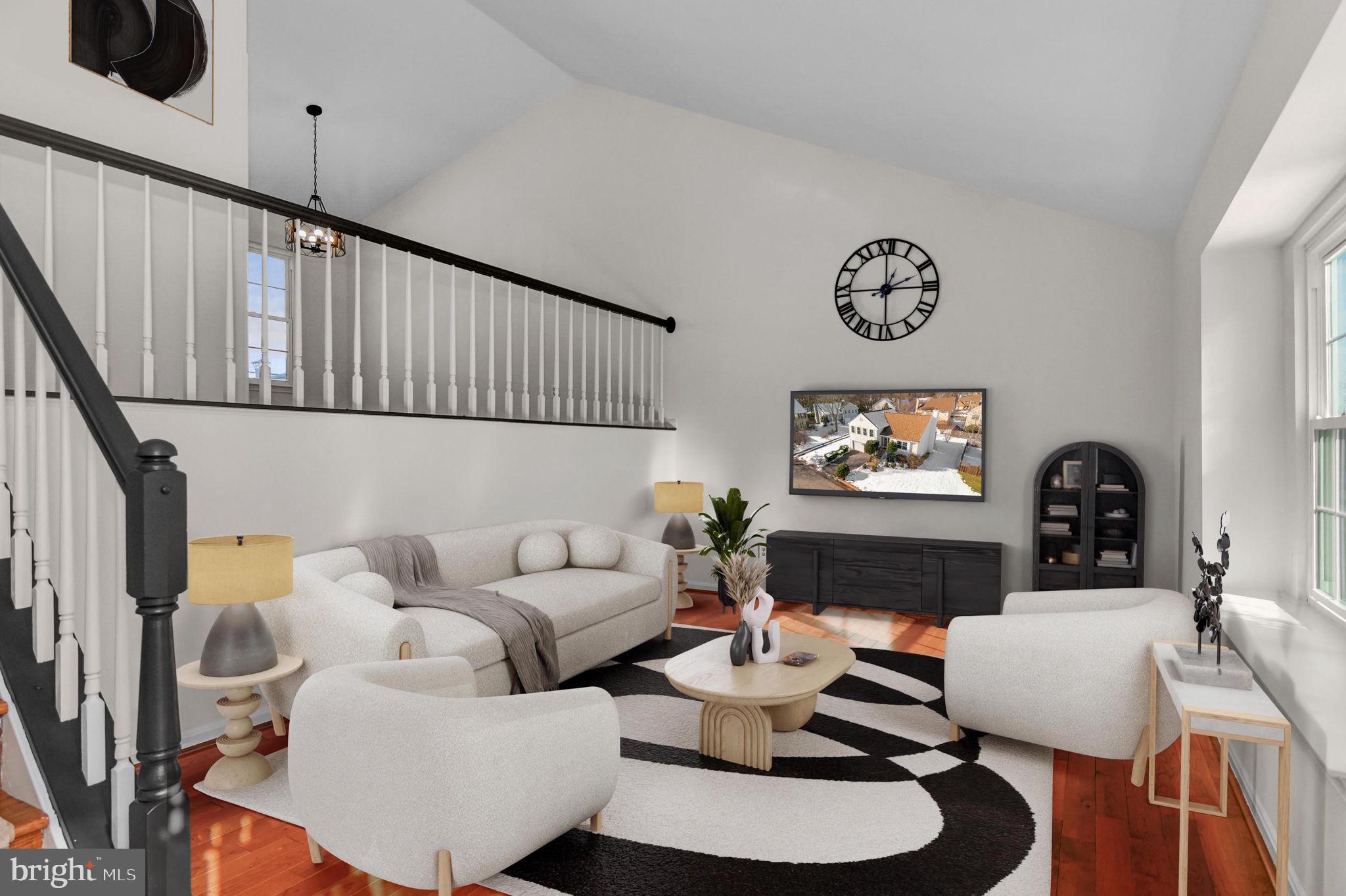 10242 Racquet Cir