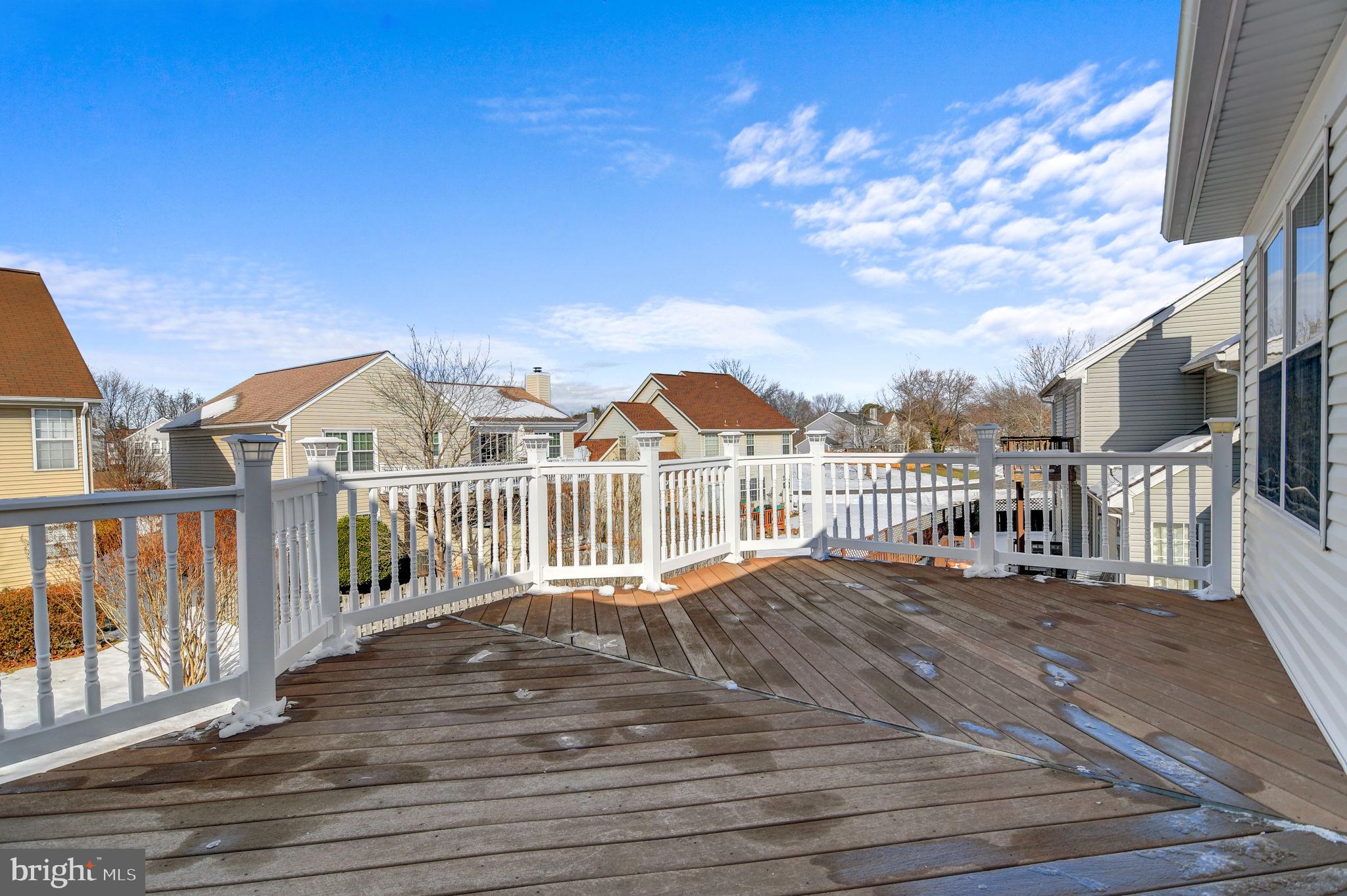 10242 Racquet Cir