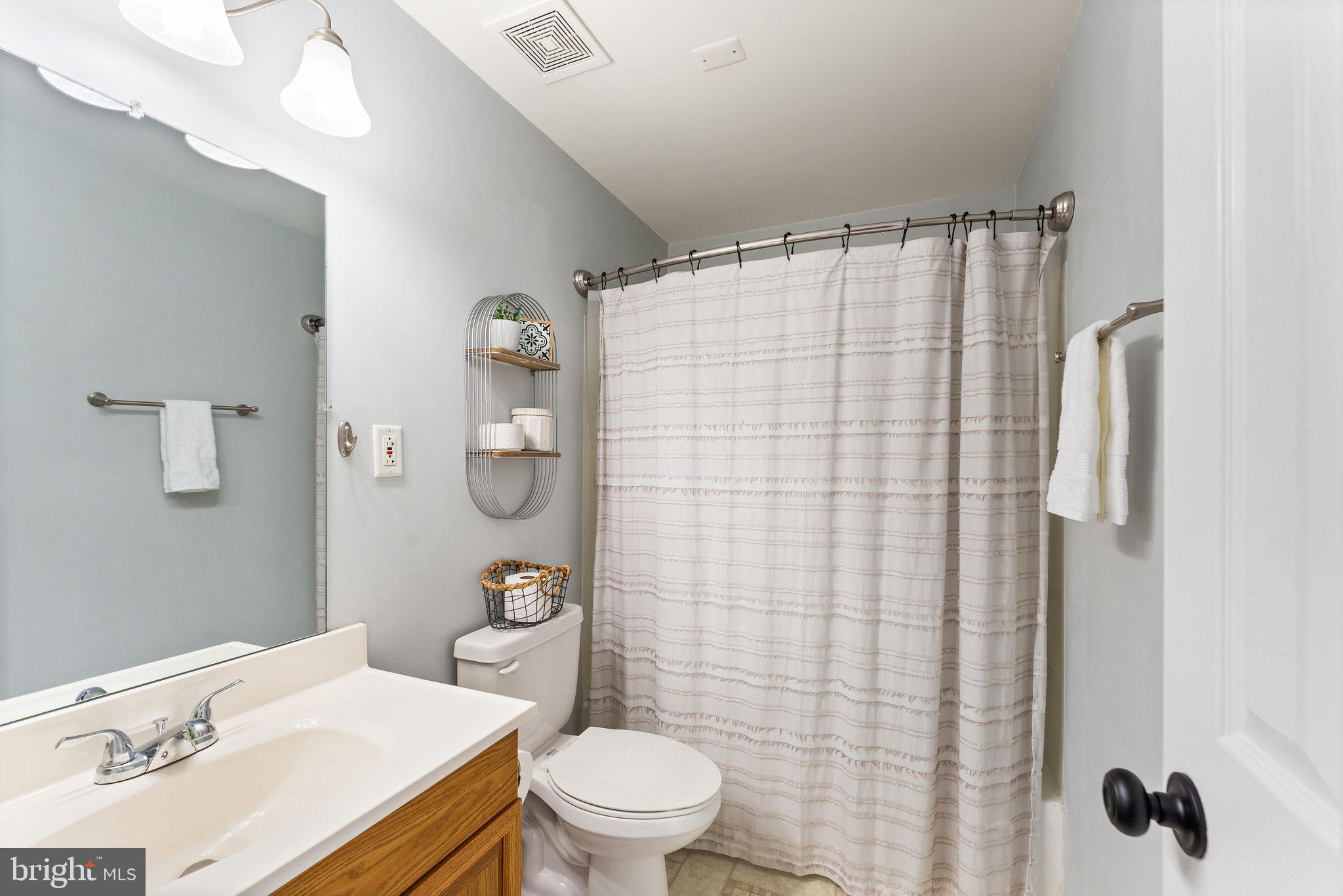 13557 Filly Ct