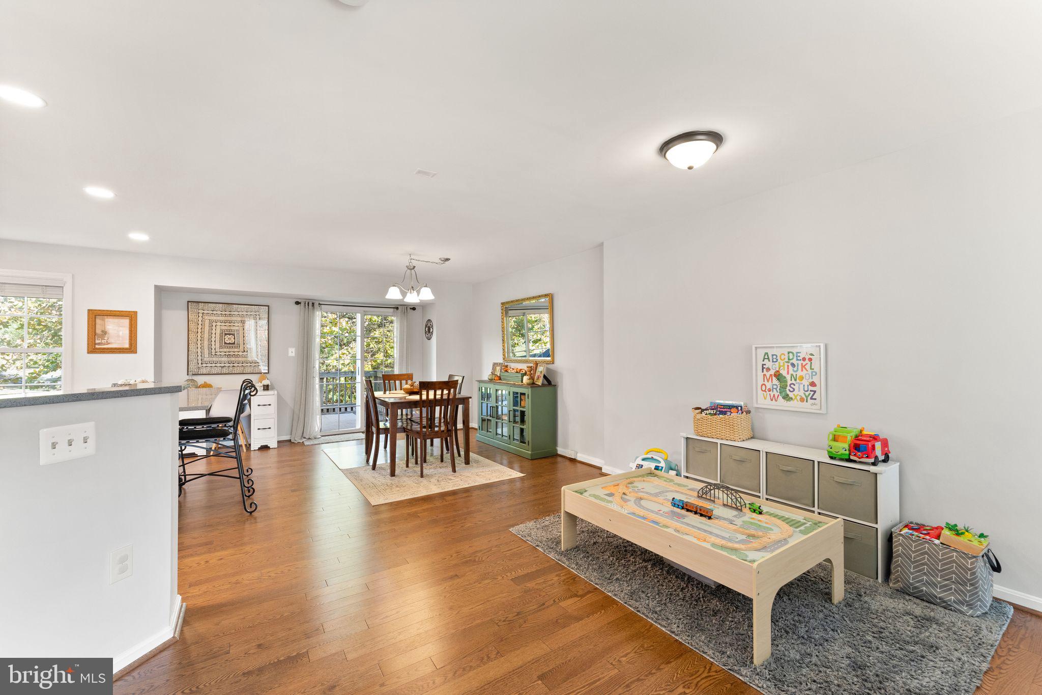 13557 Filly Ct